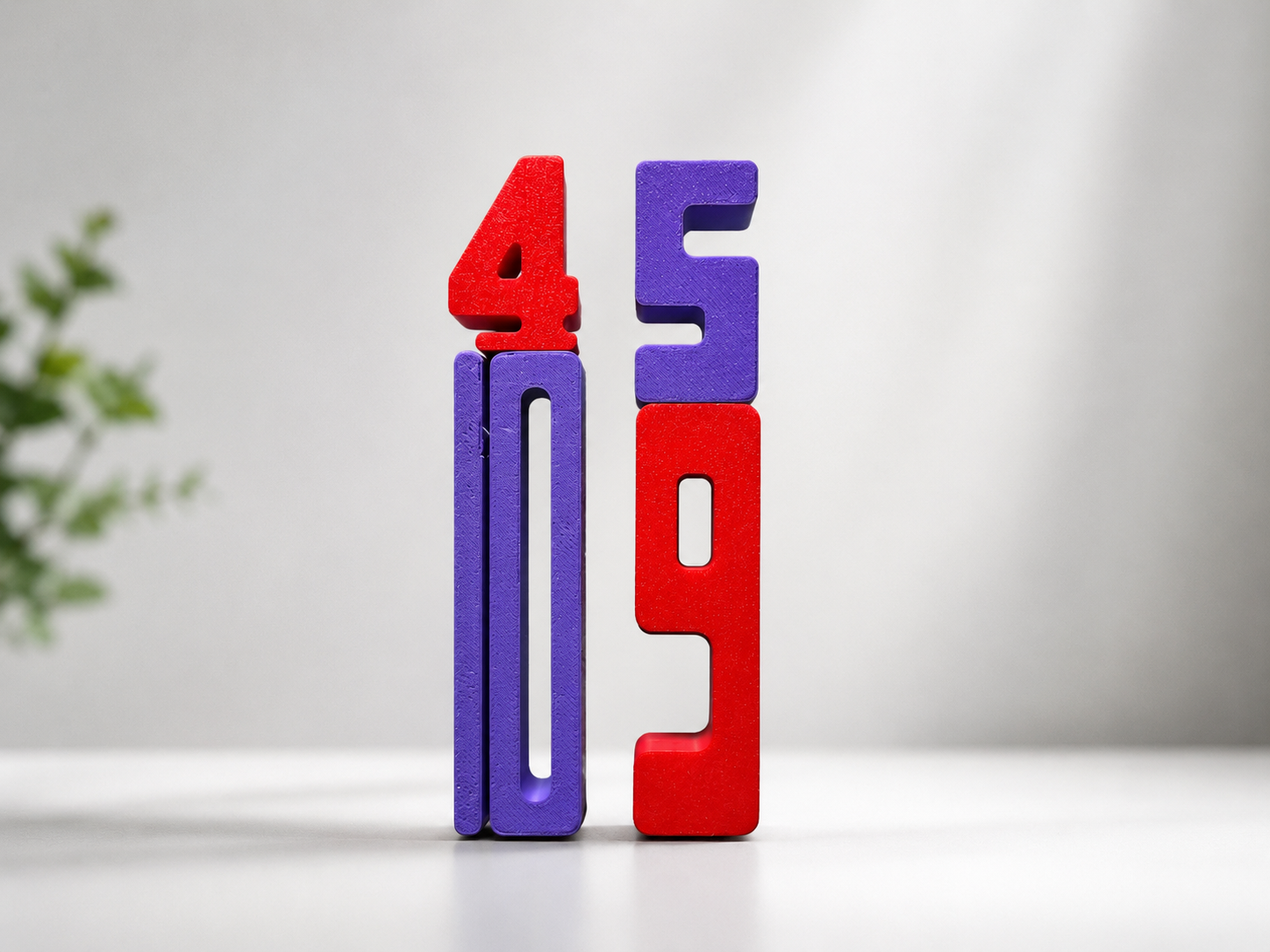 Numbini Zahlenbausteine mit den Zahlen 4, 5, 9 und 10 unterstützen das Ordnen von Zahlen sowie das Verständnis von Zahlenfolgen und Grössenverhältnissen.