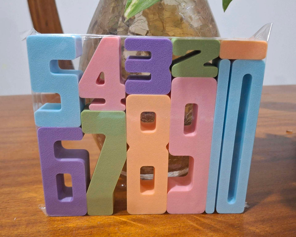 Numbini Zahlenwelt mit Zahlen von 1 bis 10 in Pastellfarben zum spielerischen Lernen und Entdecken